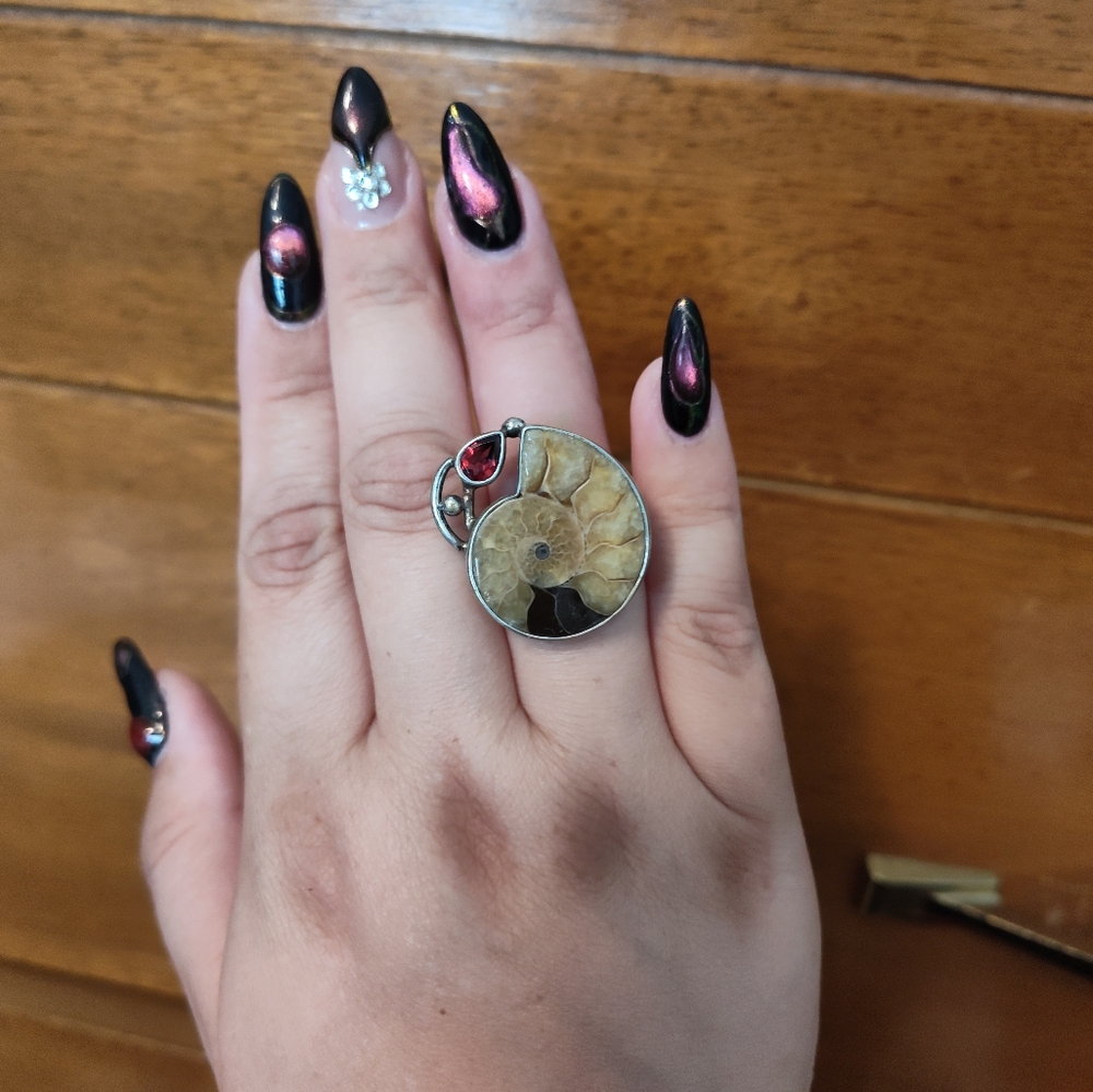 Ammonite garnet statement ring sz 8